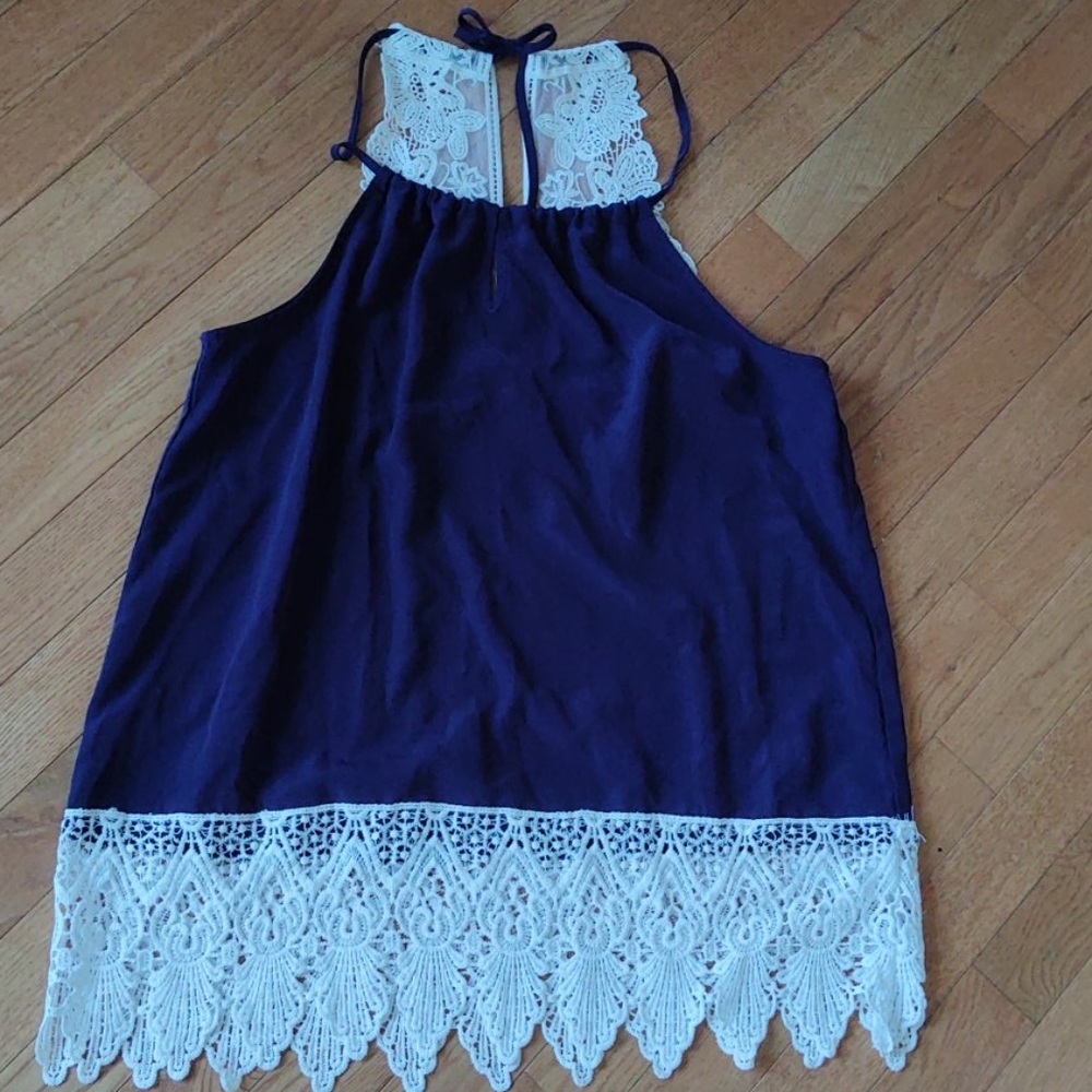 Lady's top